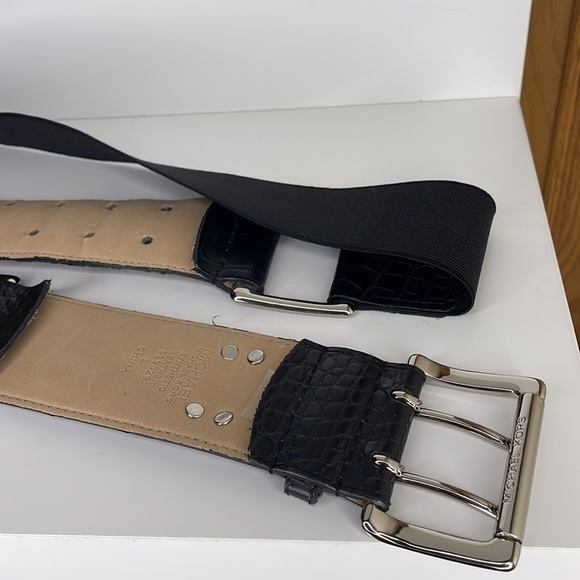 Michael Kors Double Prong Stretch Belt - Black/Silver/Crocodile - Large - Picture 4 of 5